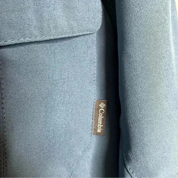 Columbia Button-Down Casual Shirt  Blue Size Large - Picture 4 of 16